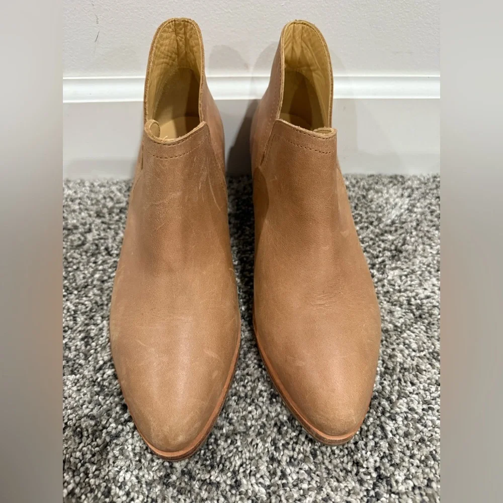 Nisolo brown leather ankle booties, size women's 8